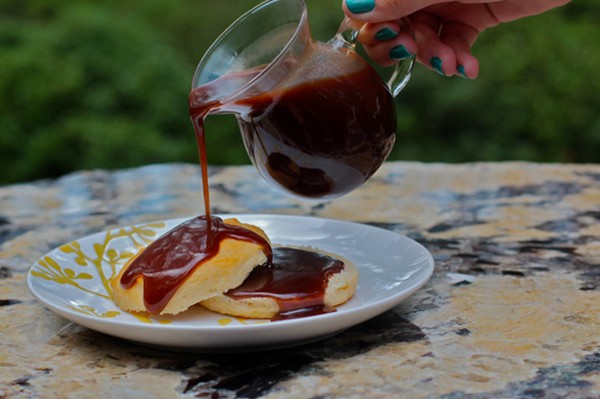 Chocolate gravy