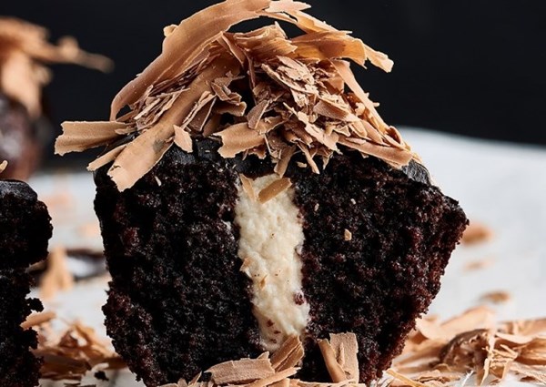 Chocolate Guinness cakes with Baileys Irish Cream
