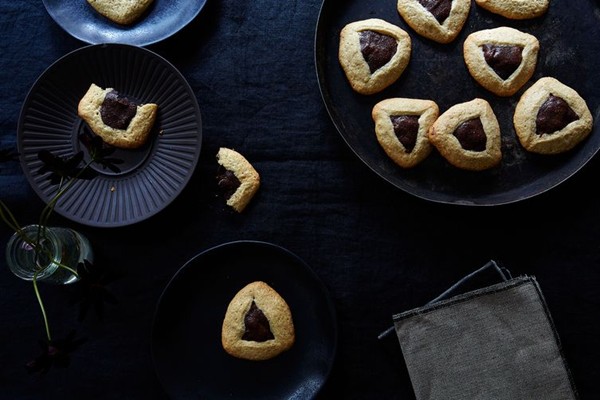 Chocolate hamantaschen