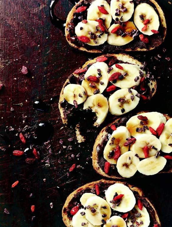 Chocolate hazelnut chikdate toast