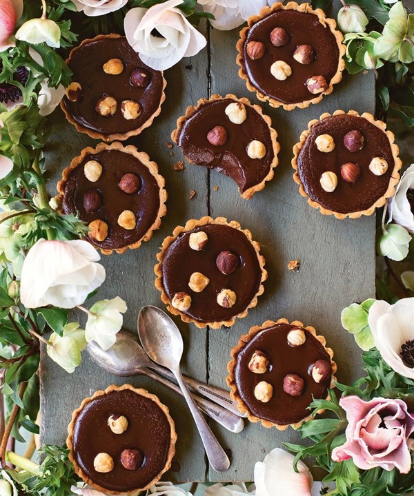 Chocolate hazelnut tarts