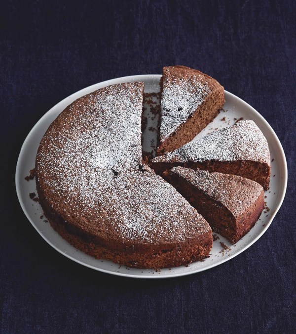 Chocolate-hazelnut torte