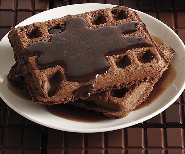 Chocolate-hazelnut waffles with Frangelico-brown-butter syrup