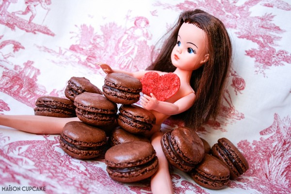 Chocolate macarons: the French patisserie classic
