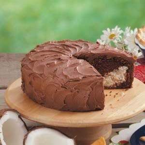 Chocolate macaroon cake