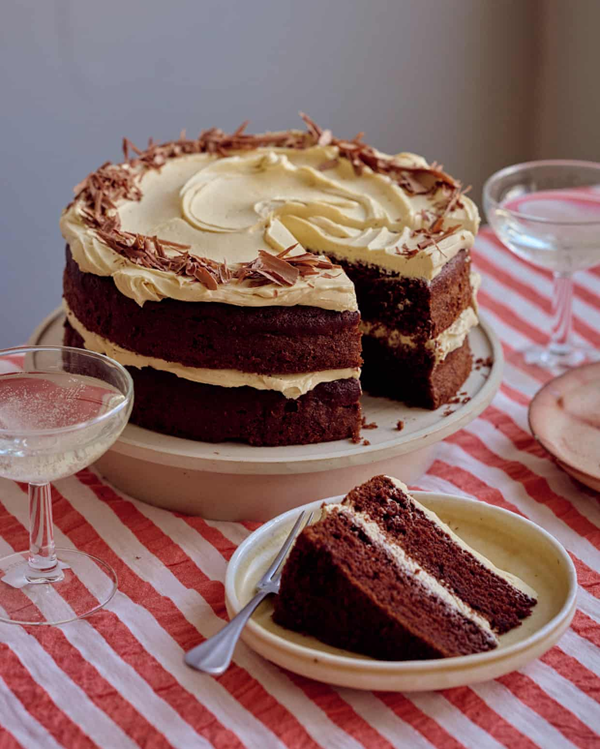 Chocolate malted buttercream cake