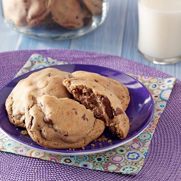 Chocolate malted cookies