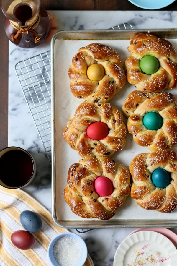 Chocolate marbled Italian Easter bread