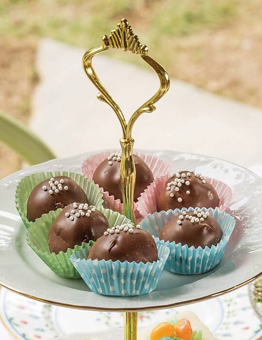 Chocolate-marshmallow crème candies