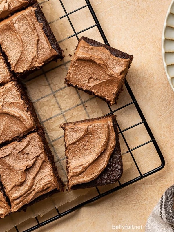 Chocolate mayonnaise cake
