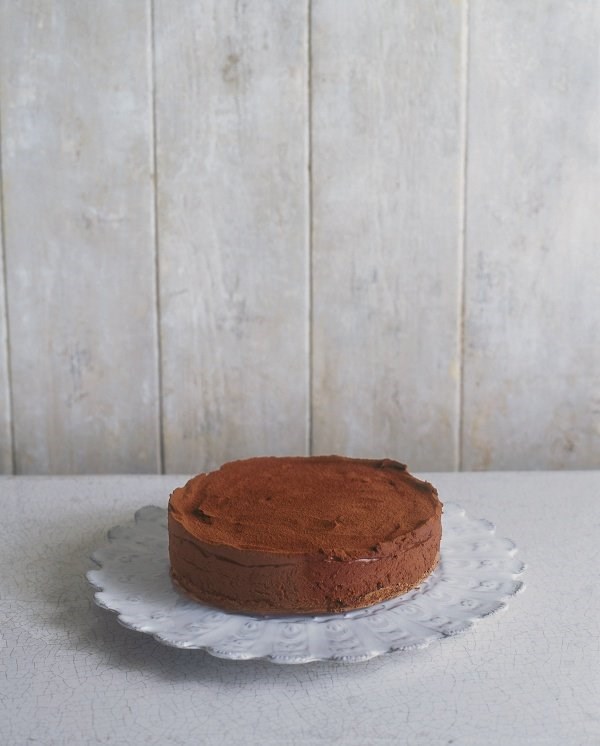 Chocolate meringue truffle cake