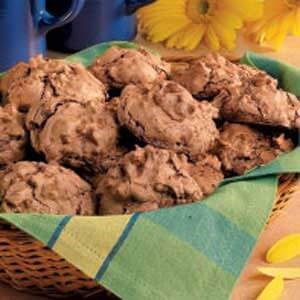 Chocolate meringues