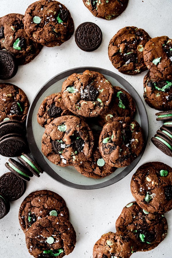 Chocolate mint Oreo cookies