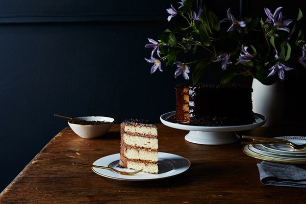 Chocolate mousse cake