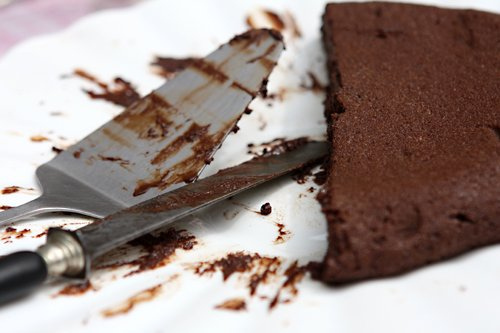 Chocolate mousse cake