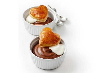 Chocolate mousse with puff pastry hearts