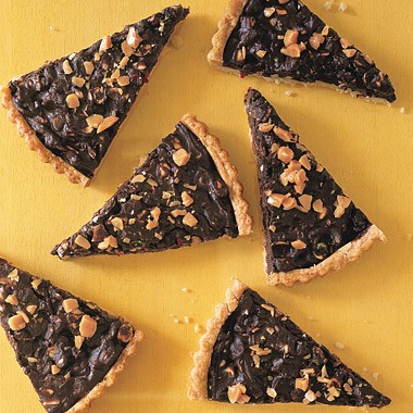 Chocolate nut tart with dried fruit