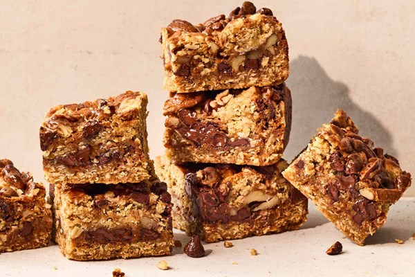 Chocolate-oatmeal carmelitas