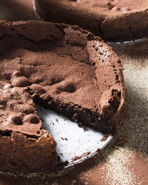 Chocolate olive oil cake