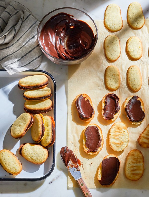 Chocolate-orange sandwich cookies