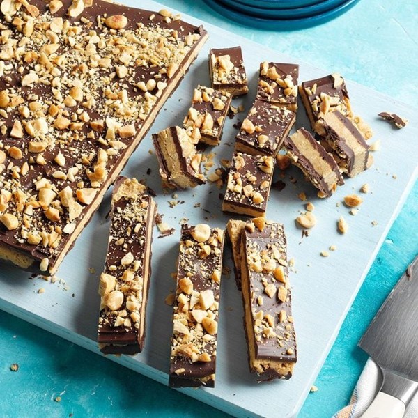 Chocolate peanut butter candy crunch