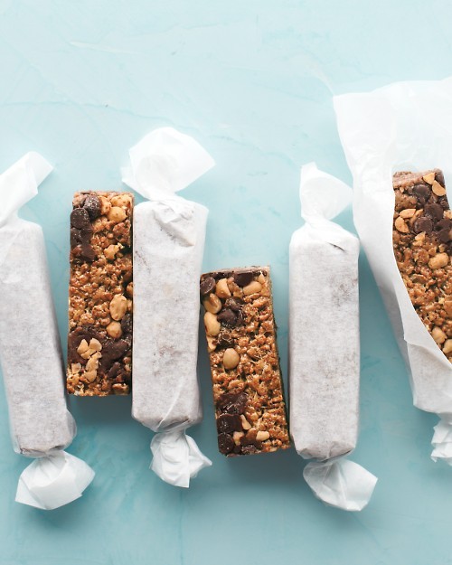 Chocolate-peanut butter cereal bars