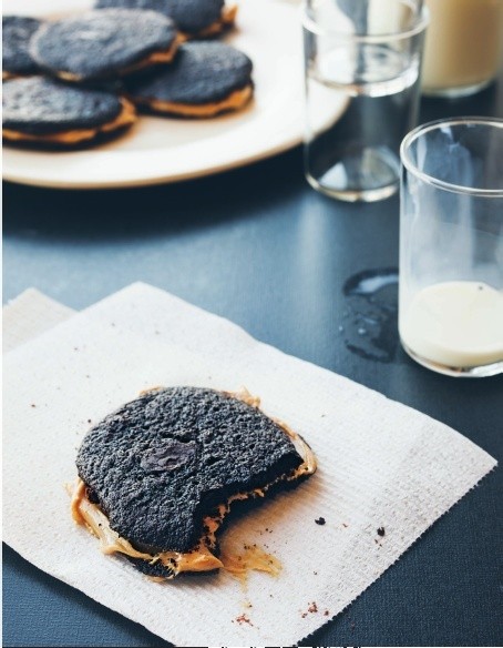 Chocolate-peanut butter cookie sandwiches