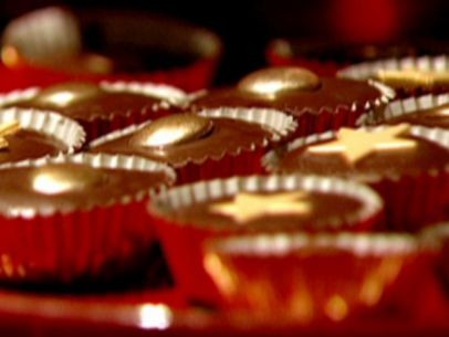 Chocolate-peanut butter cups