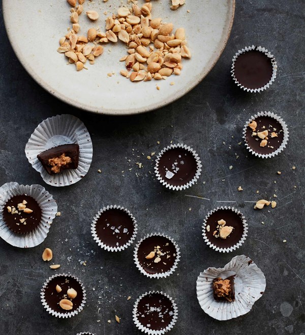Chocolate peanut butter cups