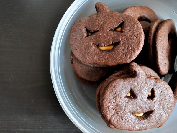 Chocolate peanut butter jack-o-lantern cookies