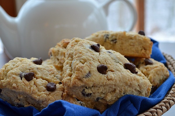 Chocolate peanut butter scones