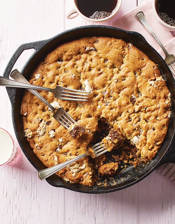 Chocolate-peanut butter skillet cookie with marshmallow fluff