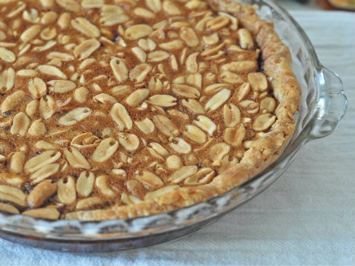 Chocolate peanut pie