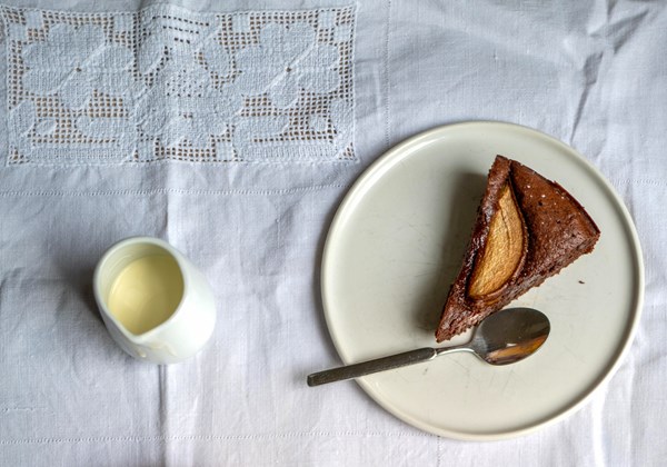 Chocolate, pear, hazelnut & brown sugar cake
