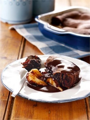 Chocolate pear pudding cake
