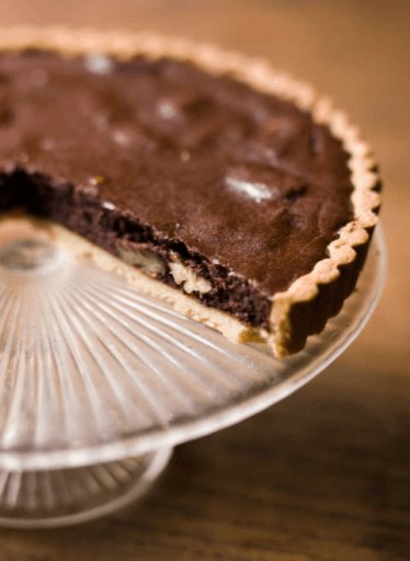 Chocolate pecan tart