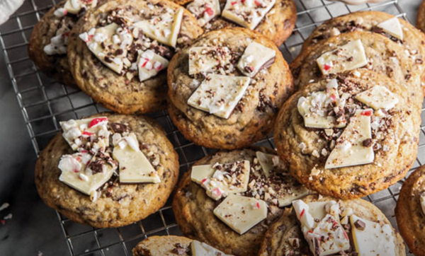 Chocolate-peppermint bark cookies