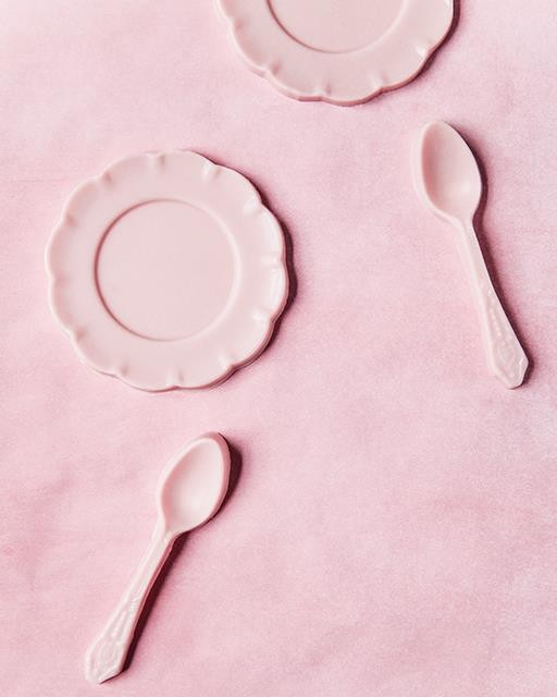 Chocolate plates & spoons
