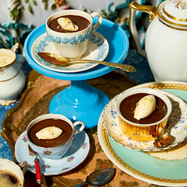 Chocolate pots