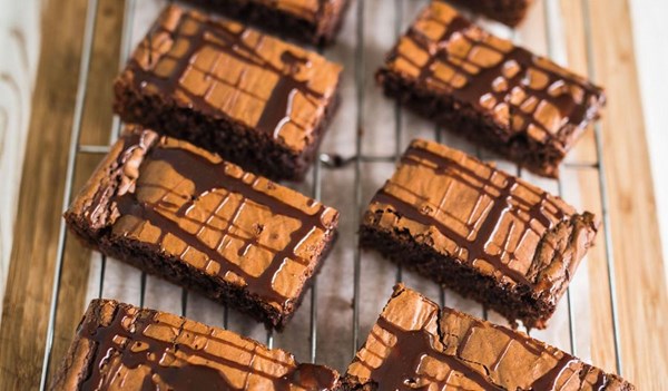 Chocolate praline brownies
