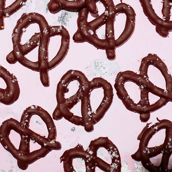Chocolate pretzels with sea salt
