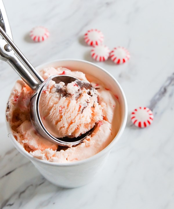 Chocolate-ribboned peppermint ice cream