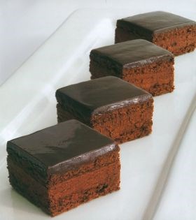 Chocolate rigo squares (Rigo jansei)