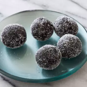 Chocolate rum balls