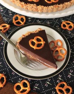 Chocolate-salted caramel pretzel tart