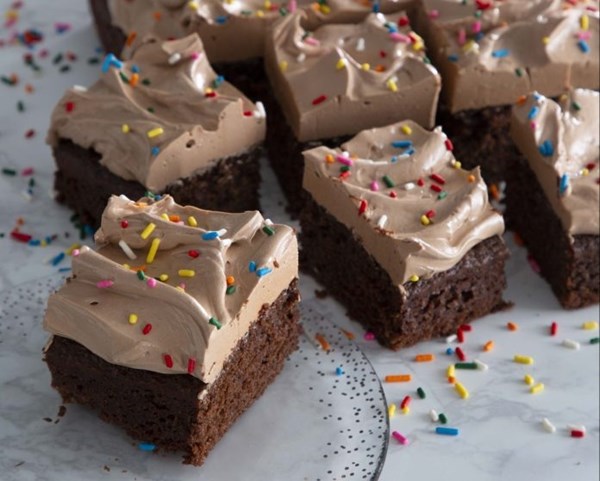 Chocolate snack cake