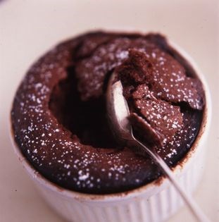 Chocolate soufflé cakes