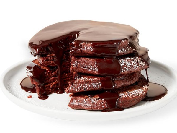 Chocolate soufflé pancakes 