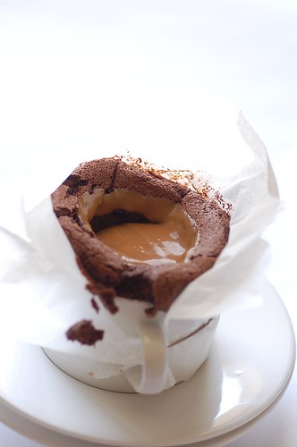 Chocolate souffle with dulce de leche