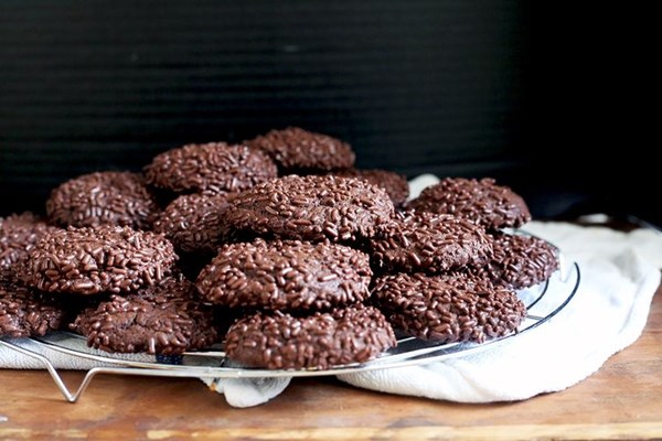 Chocolate sprinkle cookies